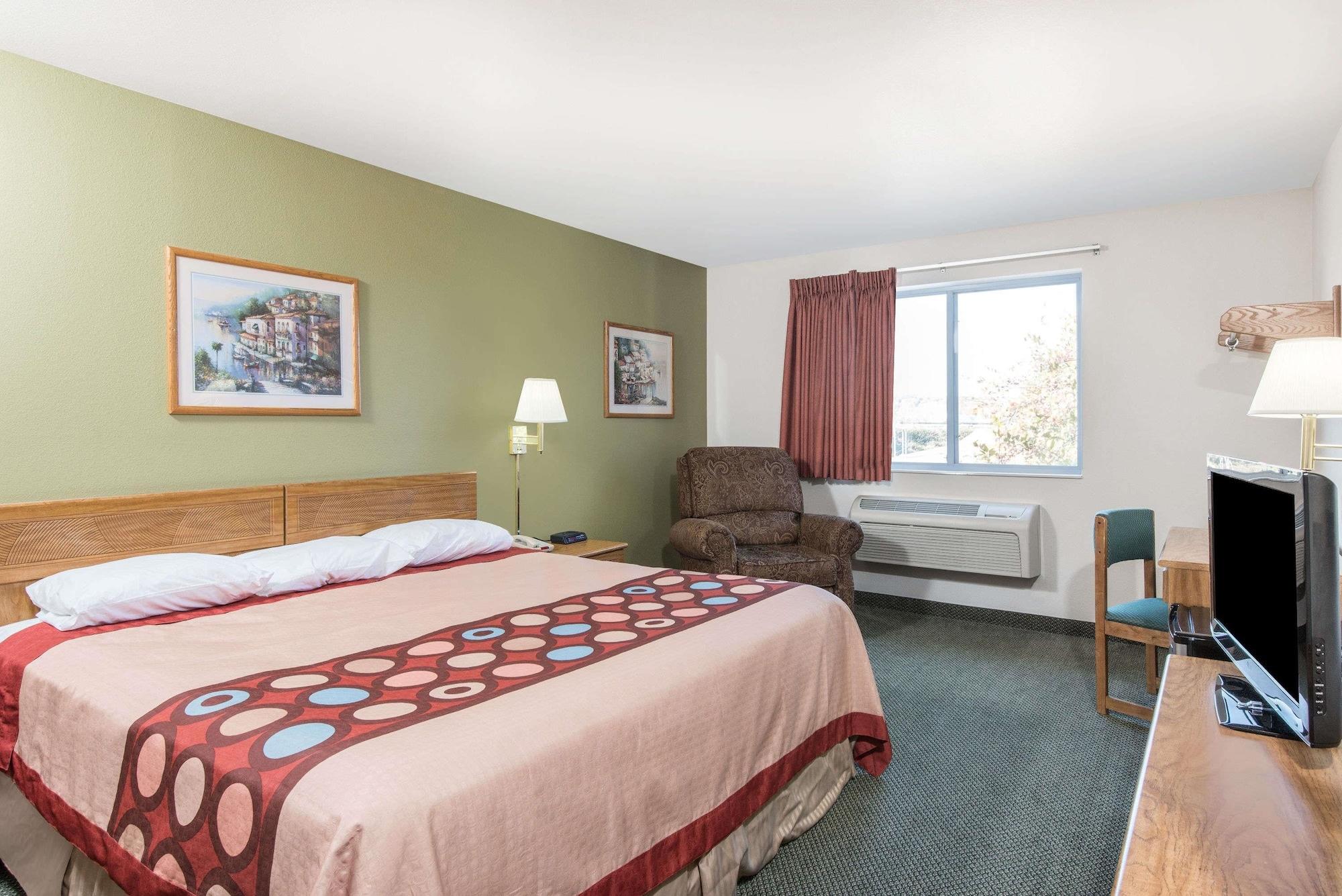 Super 8 By Wyndham West Middlesex/Sharon Area Hotel Bagian luar foto